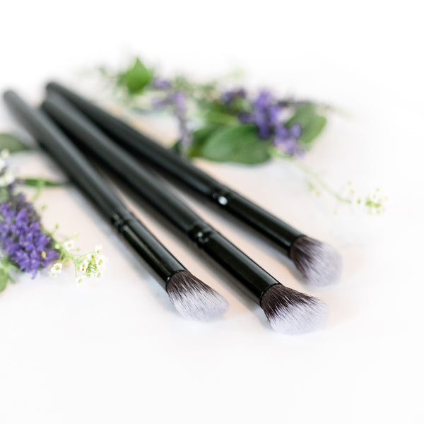 Angled Eyeshadow Brush