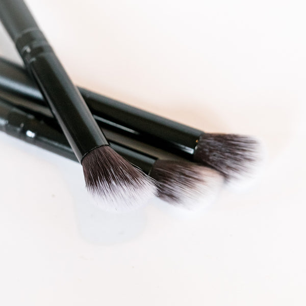 Angled Eyeshadow Brush